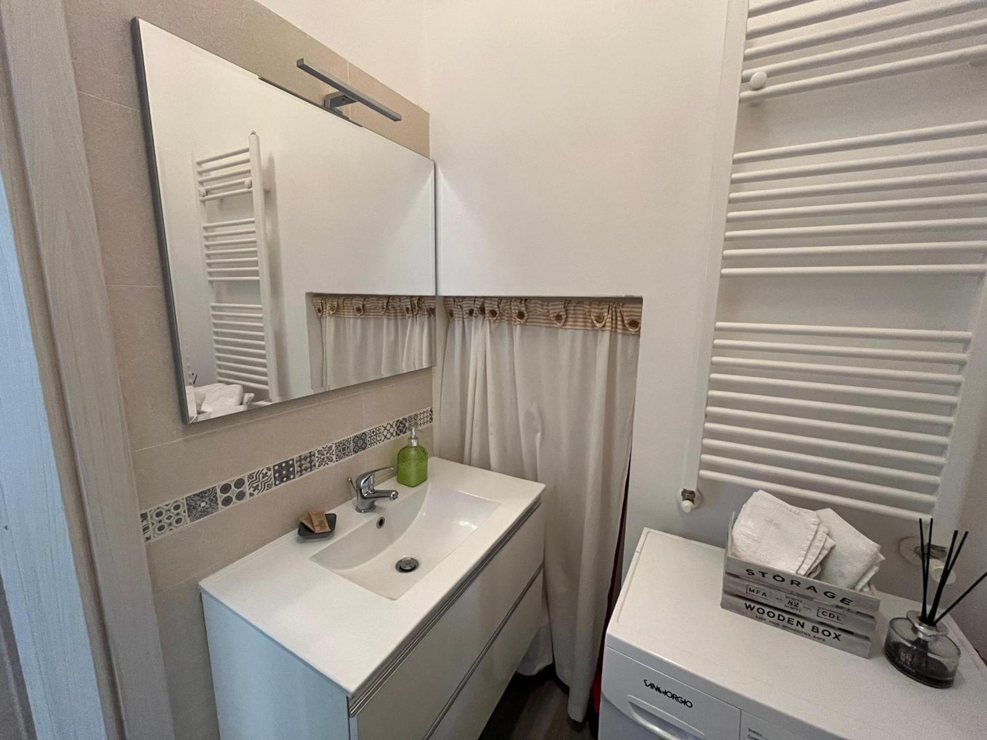 Domus Tuscia Apartments San Faustino Guesthouse Viterbo Esterno foto